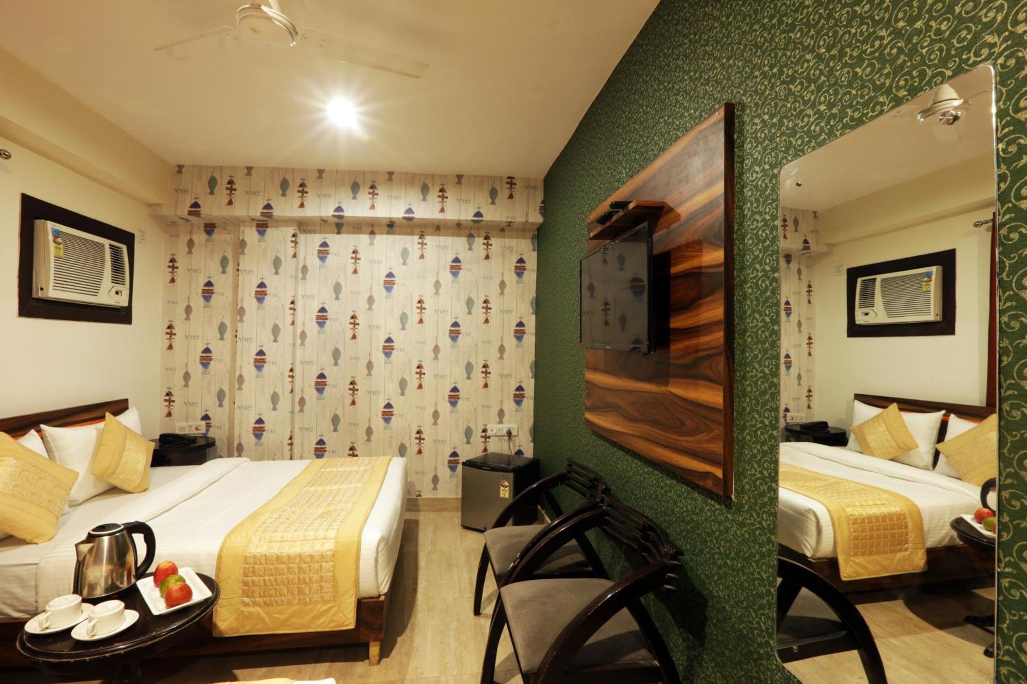 Hotel Classic Plaza At Delhi Airport