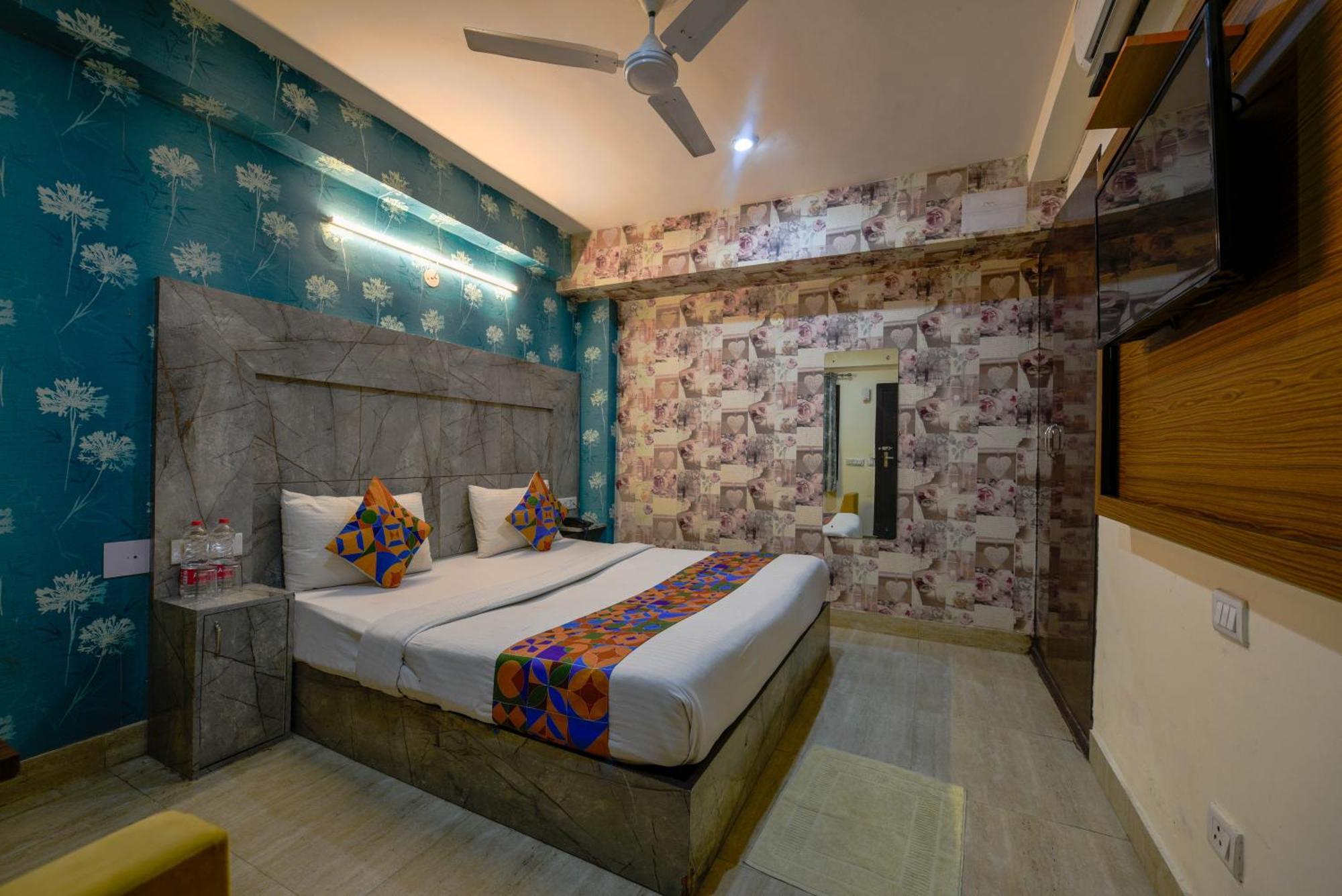 Classic Plaza At Delhi Airport 3* New Delhi